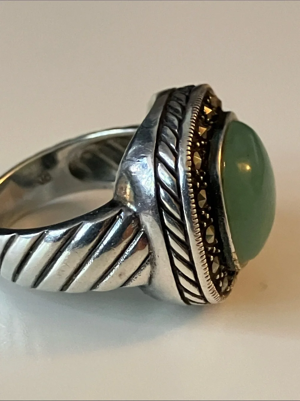 VC Sterling Silver Green Onyx Cabochon Ring with Marcasite Halo